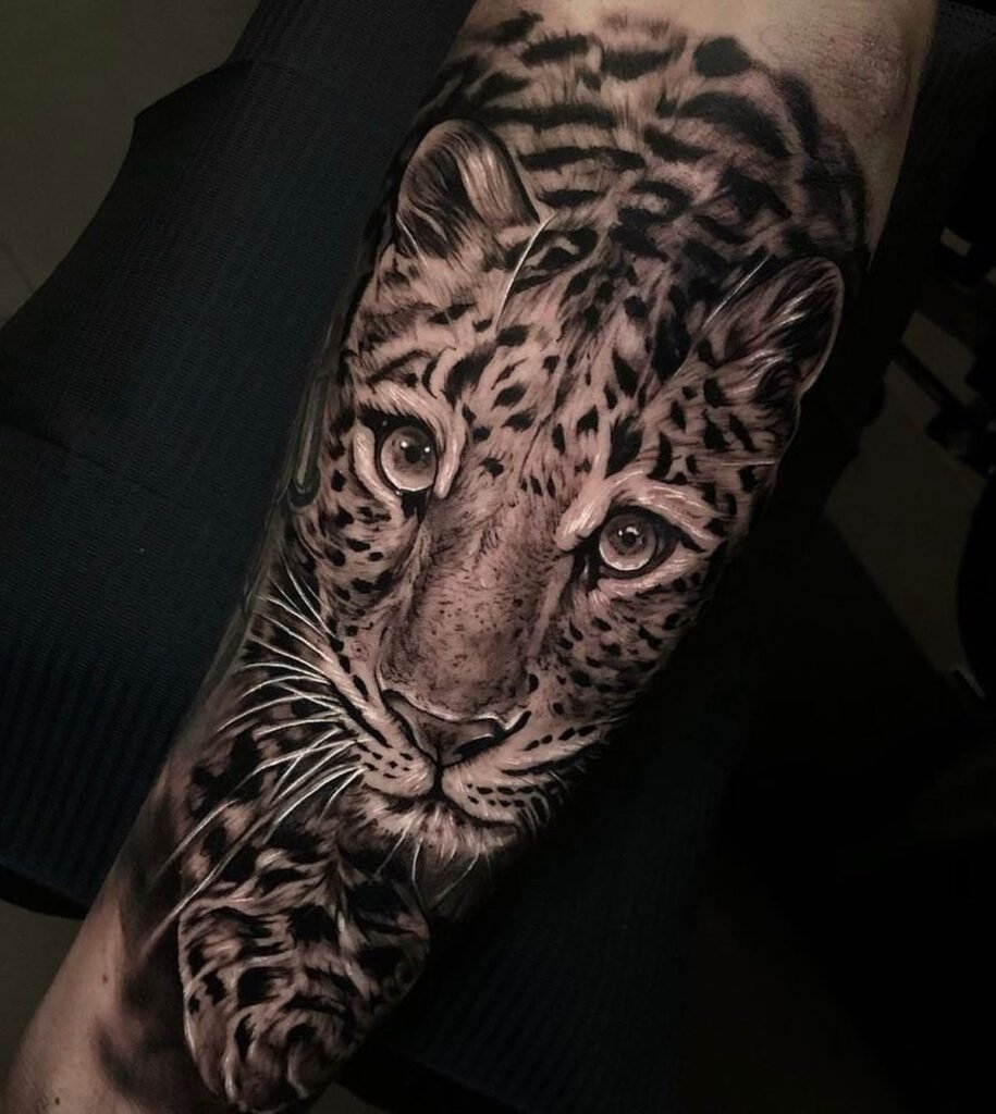 Realism leopard tattoo